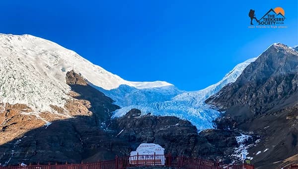 Karo-La Glacier, tibet