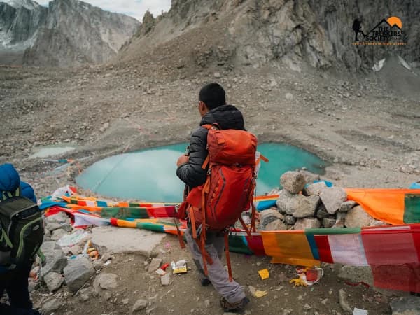 Gauri kunda mount kailash